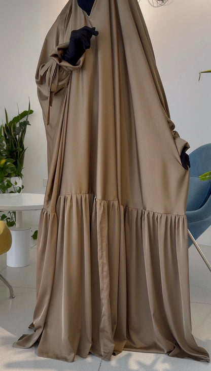 Silk Ruffle Open/Closed Overhead