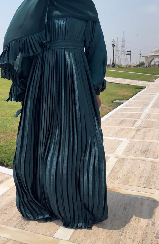 Laila Satin Pleated Abaya